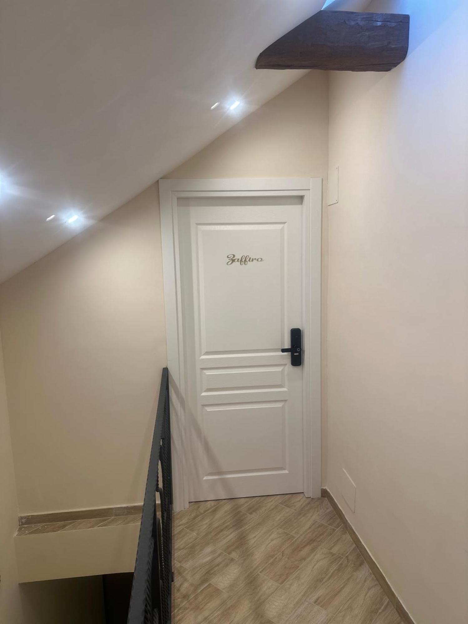 Attic Room Neapol Zewnętrze zdjęcie